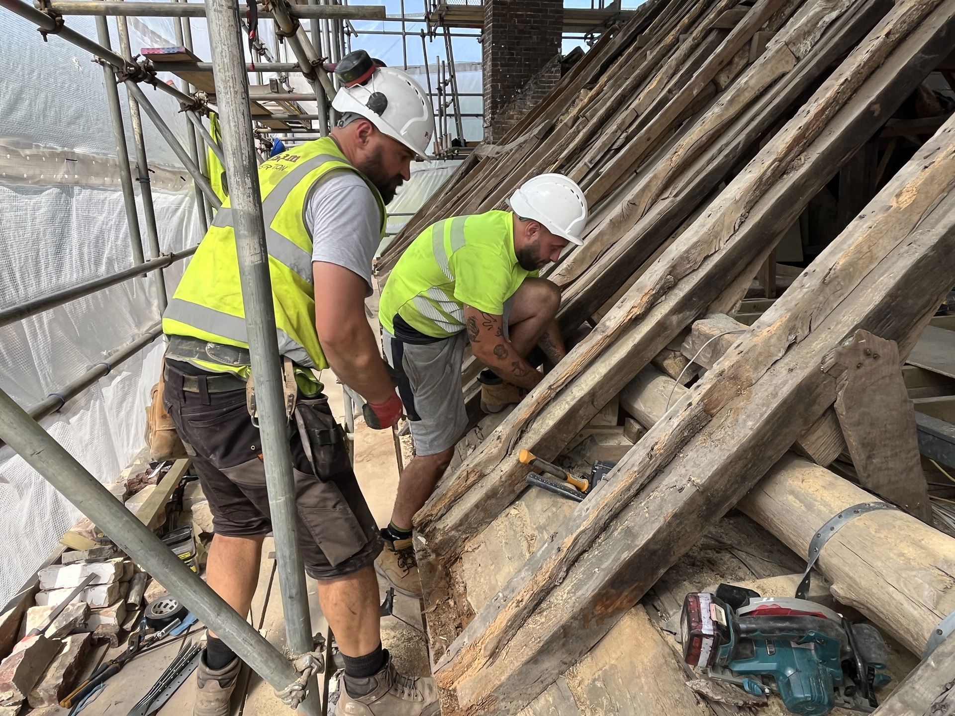 Project to restore roof back underway after chicks in chimney halted work
